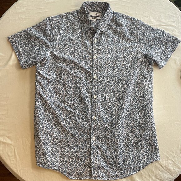 Mercer & Spring Blue Floral Short Sleeve Button‑Up Shirt – Size M (Like New) - Picture 3 of 5